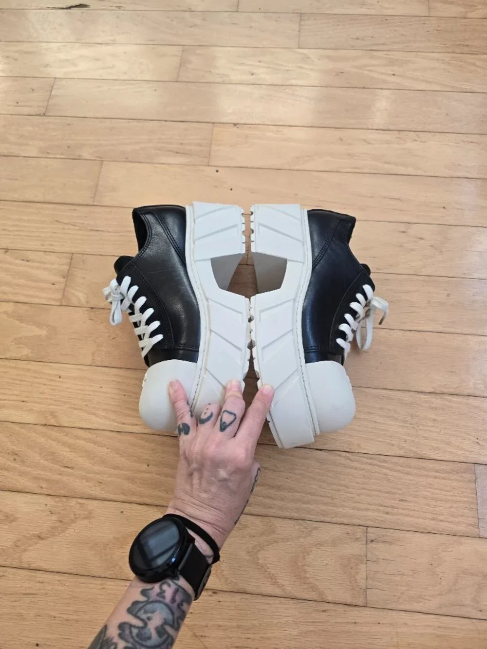 SMFK | Compass Mode Black Thick Leather White Cap Toe Platform Sneakers WMS 8.5